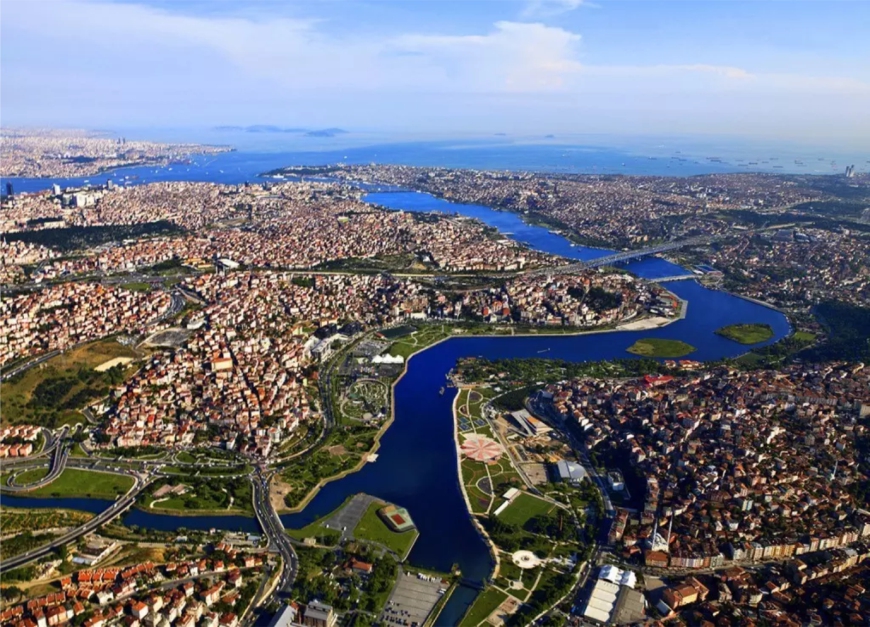 Day 4 : Lunch near Golden Horn