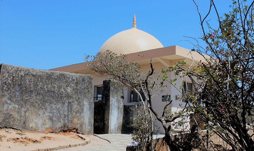 Day 8 : The Tomb 0f The Prophet Ayyub (AS) (SHANLIURFA)