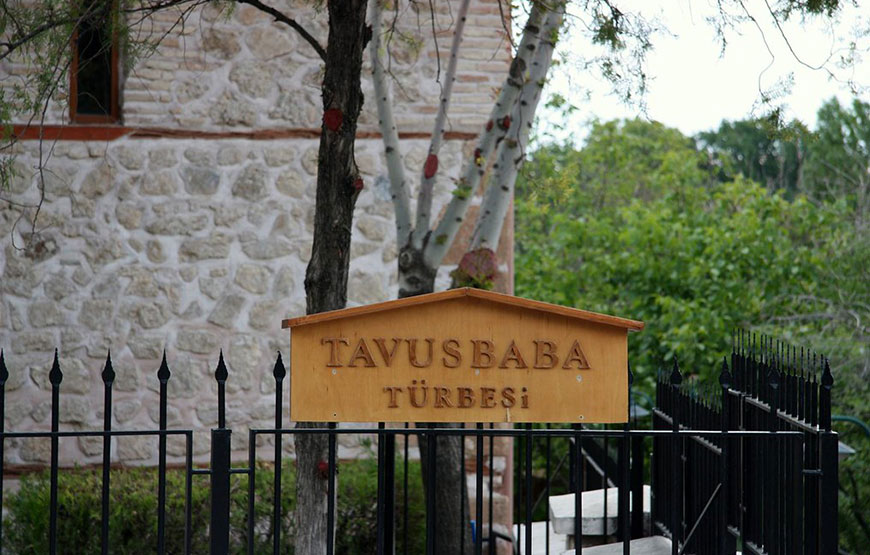 TAVUS BABA TOMB