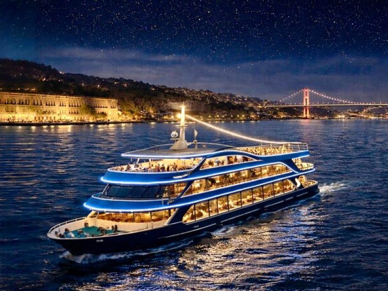 BOSPHORUS CRUISE DINNER