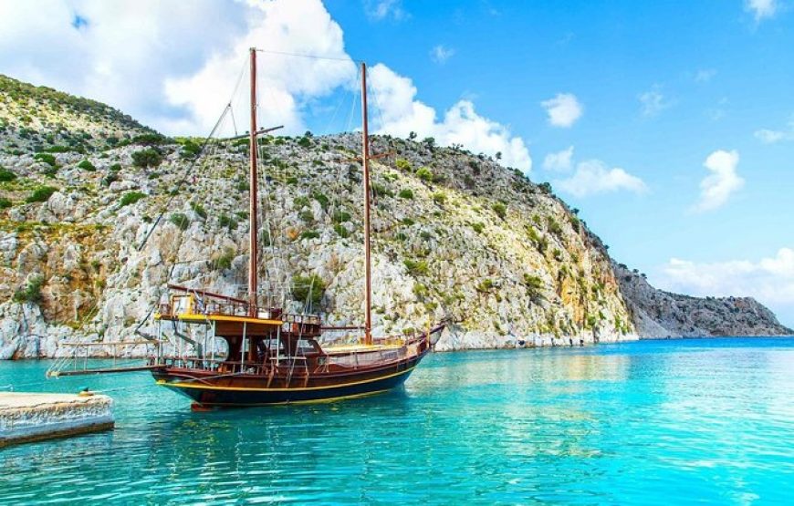 FERRY TO RHODES ISLAND