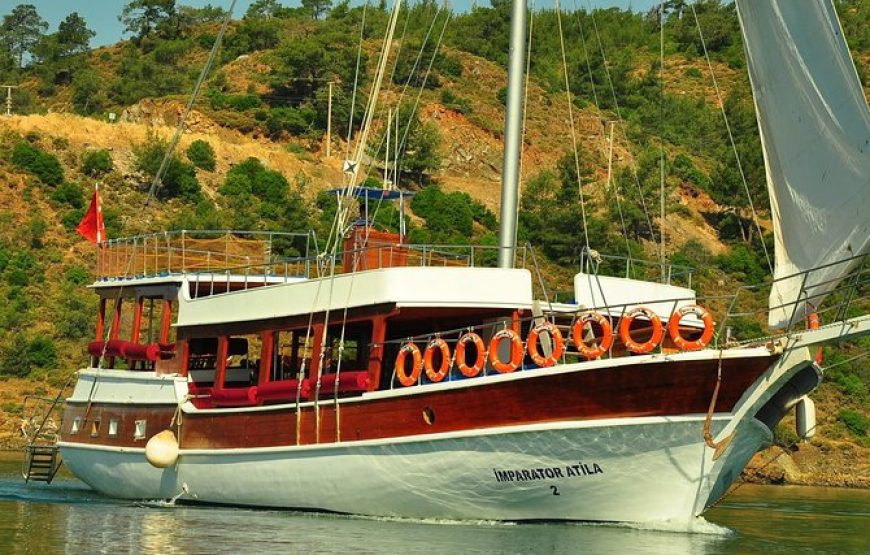 FERRY TO RHODES ISLAND