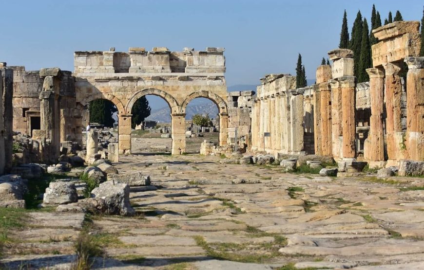 PAMUKKALE AND HIERAPOLIS TOUR