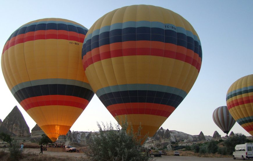 Hot air balloon tour