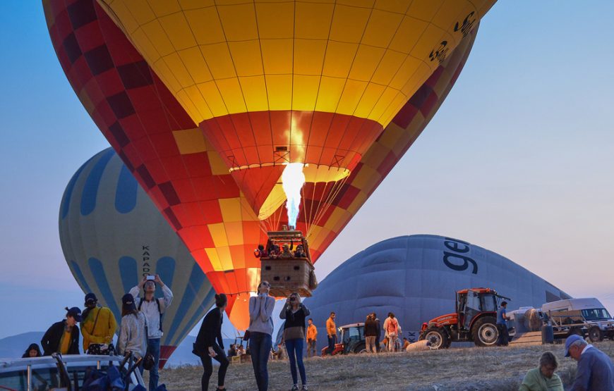 Hot air balloon tour